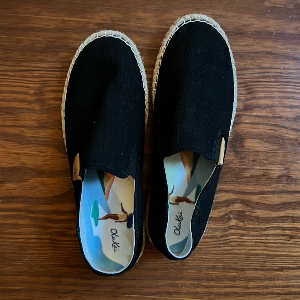 OluKai Linen Shoes